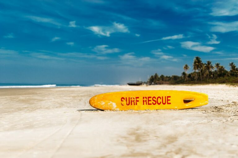Safety Tips For Surfers